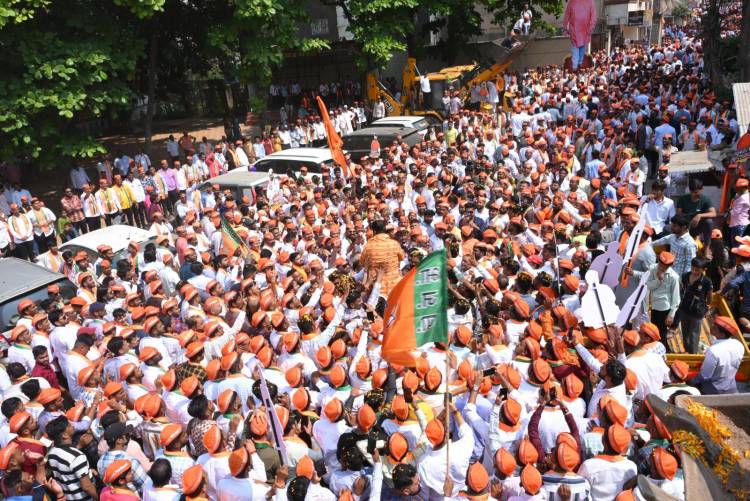 भोसरीत महेश लांडगे समर्थकांचा ‘महाविजयचा संकल्प’शक्ती प्रदर्शनकरीत उमेदवारी अर्ज दाखल