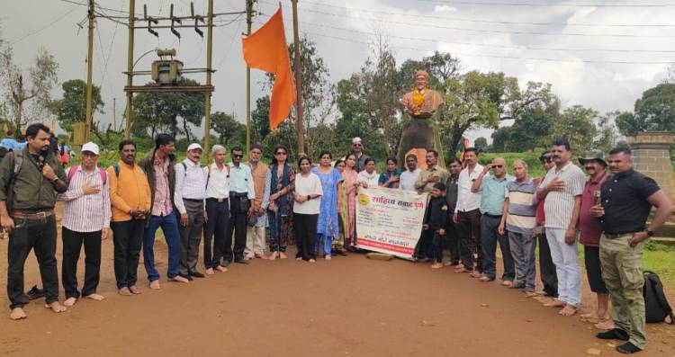 "साहित्यिक श्रावण सहल शिवऊर्जेने झाली तेजोमय"