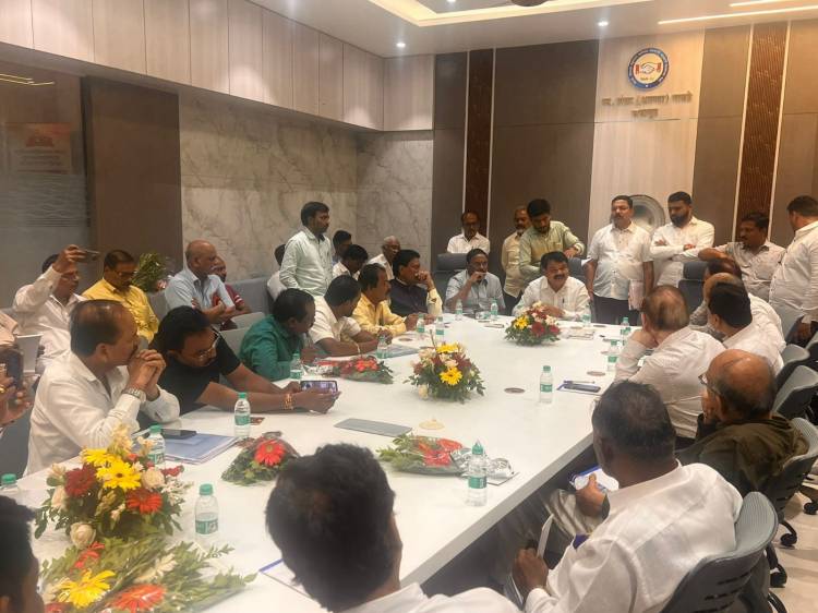 महाराष्ट्र राज्य महानगरपालिका-नगरपालिका,कामगार-कर्मचारी संघटना फेडरेशन पदाधिकाऱ्यांचा राज्यव्यापी मेळावा पिंपरीत संपन्न